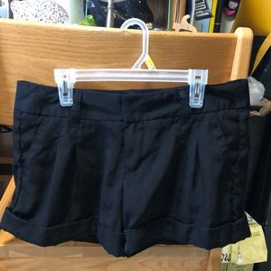 Old Navy shorts, 3.5 inches, size 6. Never worn!